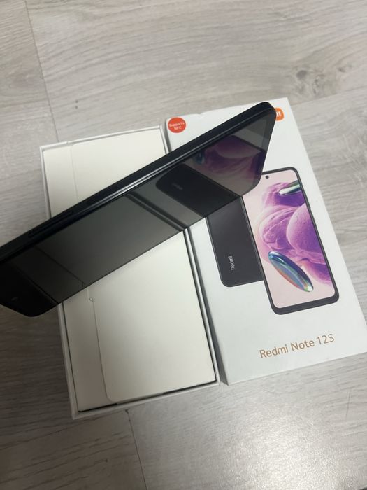 Vand telefon , Redmi Note 12S foarte putin folosit