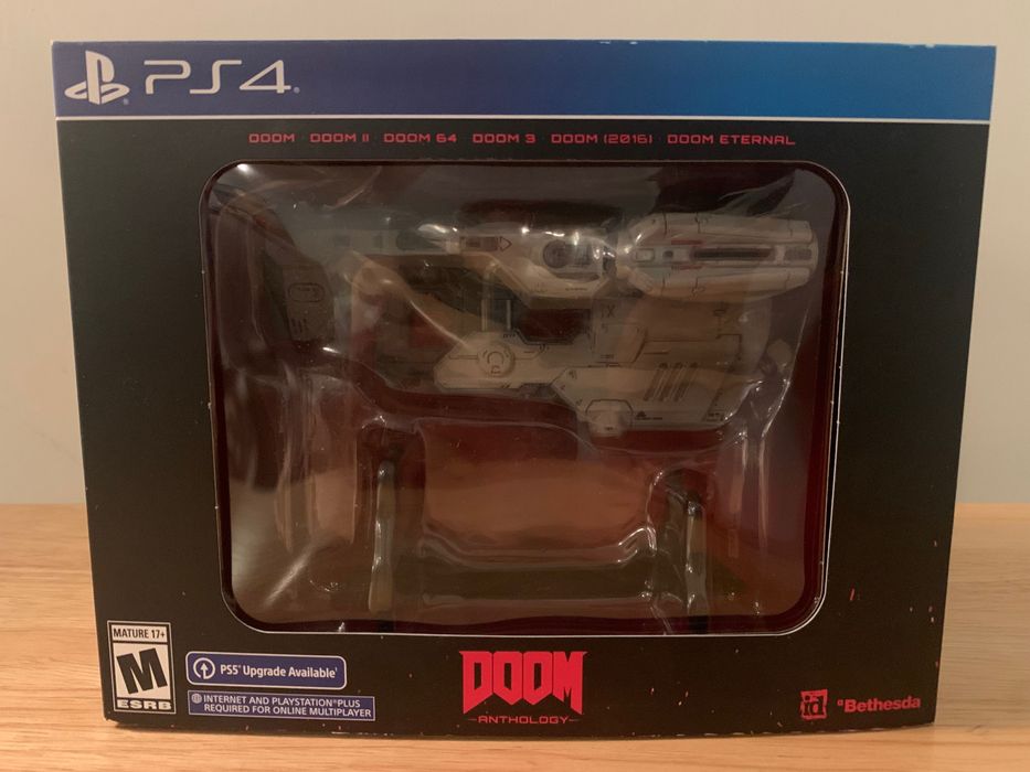 Игра за PlayStation 5,4,3,2 Doom Anthology с кодове и пистолет подарък колекционерска закупена от САЩ