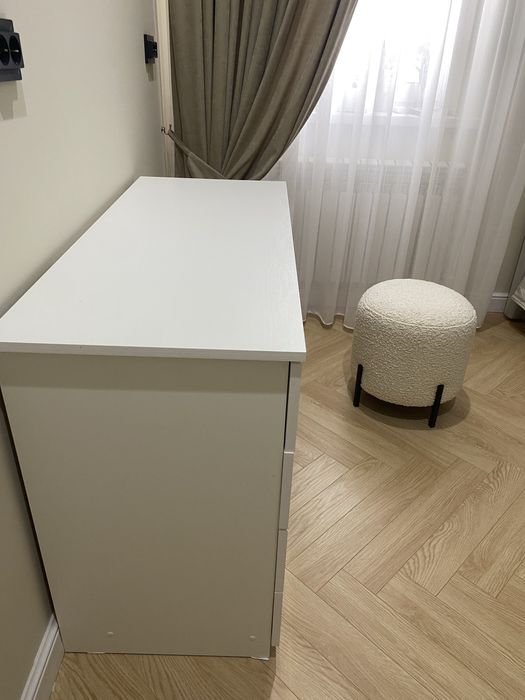 Письменный стол