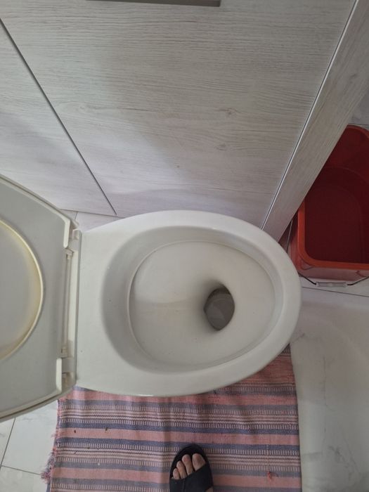 Унитаз без бачка