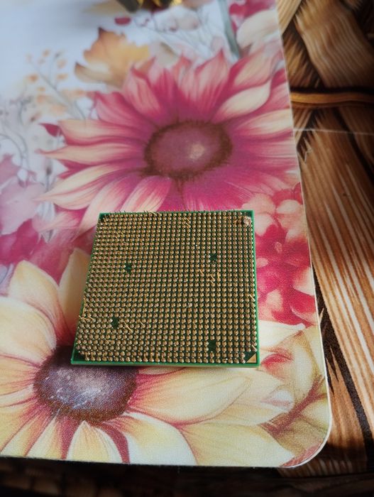 Продавам процесор Amd