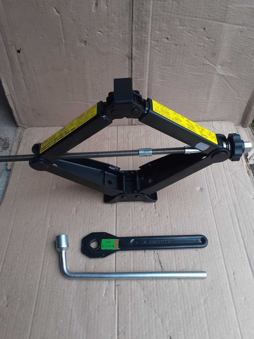 Cric,cheie de roti MERCEDES ML, GL, GLE, GLS, GLC, GLK, GLA