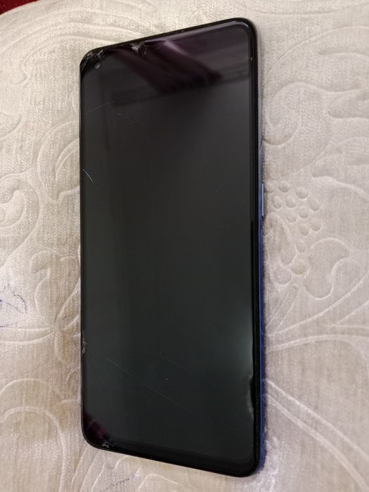 Продается телефон Oppo А74