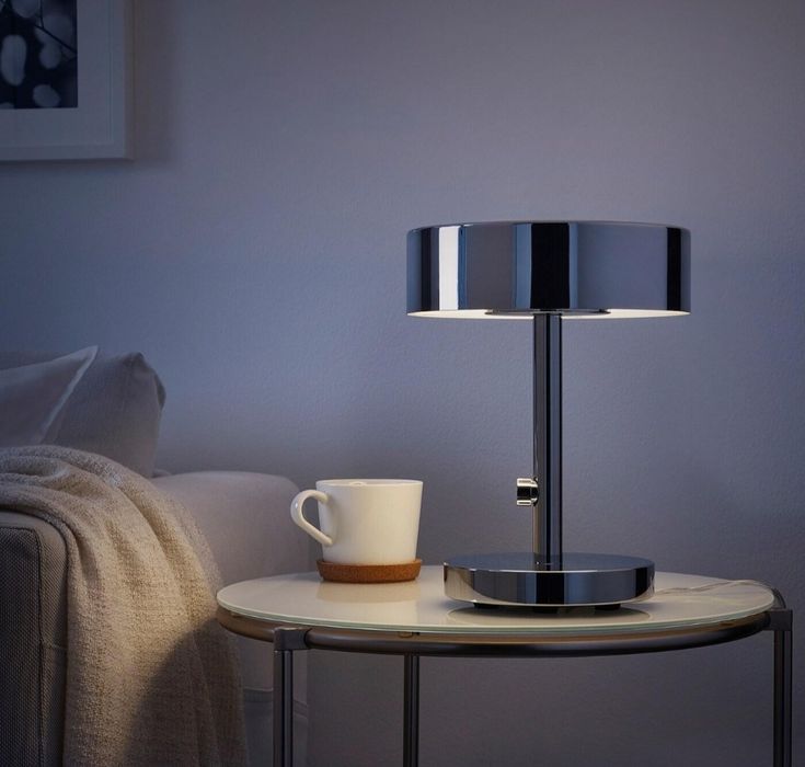 Set IKEA STOCKHOLM format din lampadar și lampă de masă,