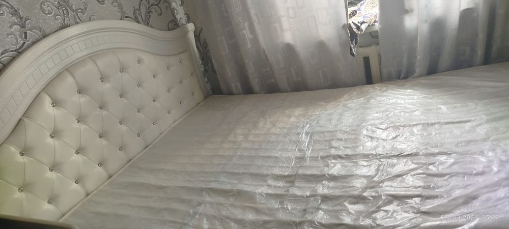 Срочно  Спальный гарнитур сатылады