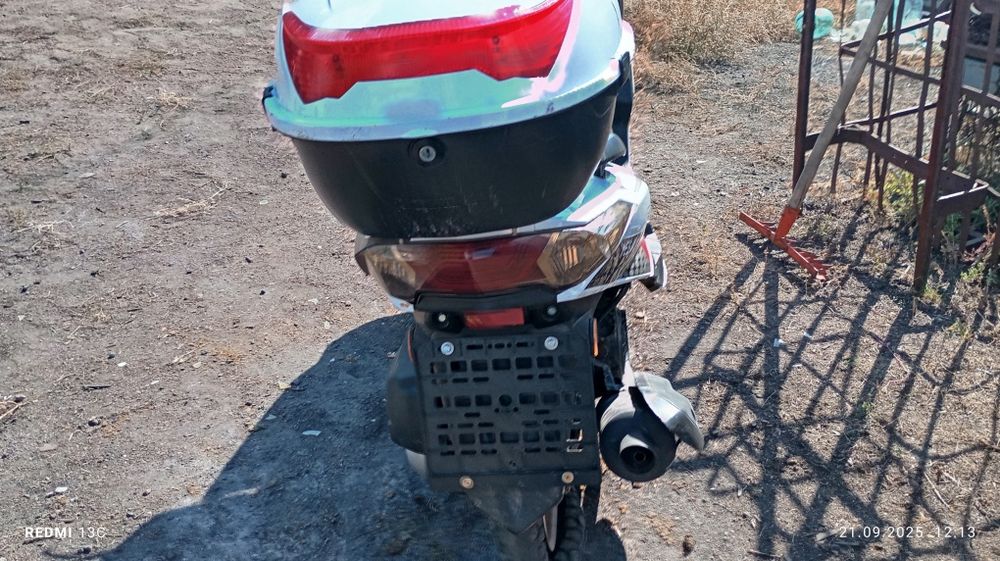 Продам скутер м8