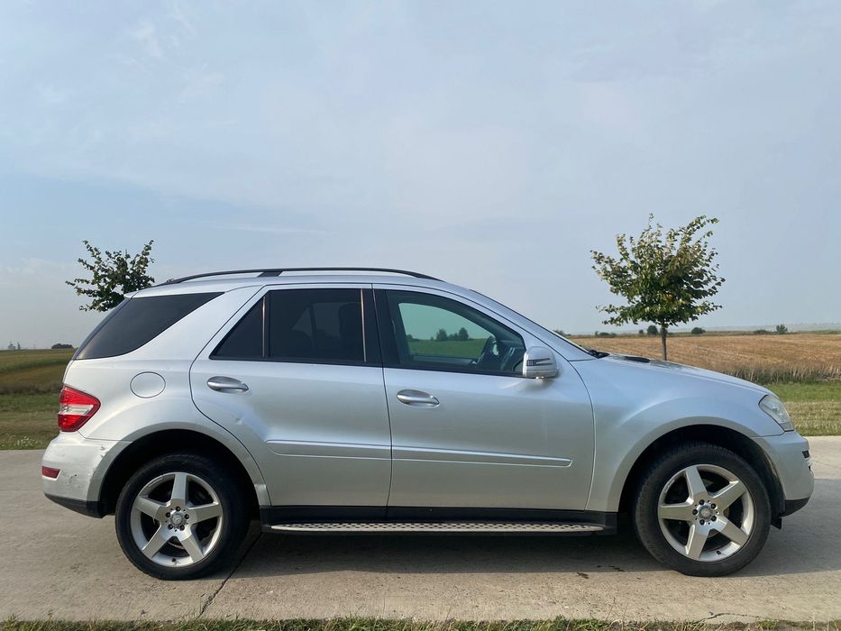 MERCEDES-BENZ ML-Class 2011 — imagine 2