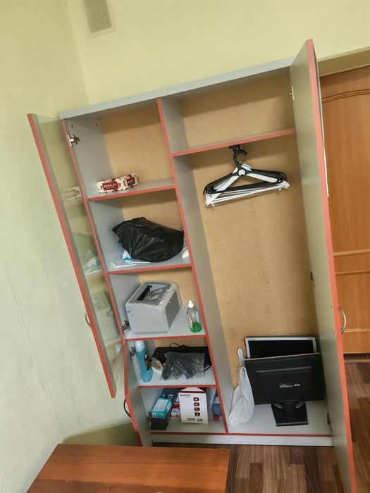 Продам стол письменный со шкафом