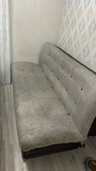 Ковер "2.5*3.5" и Диван