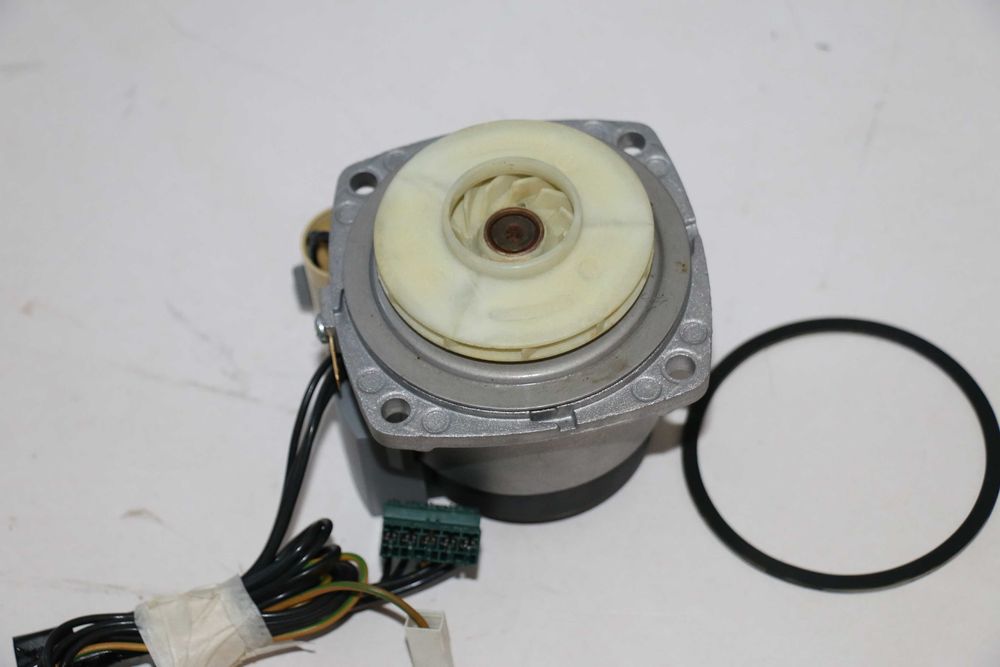 Pompa Wilo INTHB 15/5-2 centrala Saunier Duval Semia Condens F 25 - A1