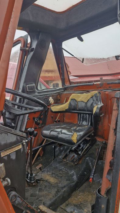 Vând tractat fiat 780