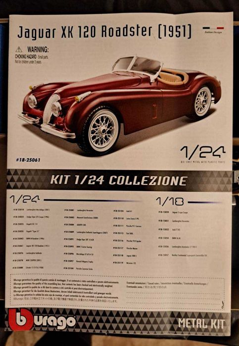 Vand Burago macheta Jaguar XK120 Roadster 1951 Metal Kit 1/24
