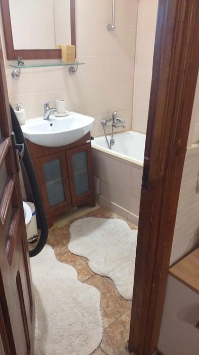 Inchiriez garsoniera