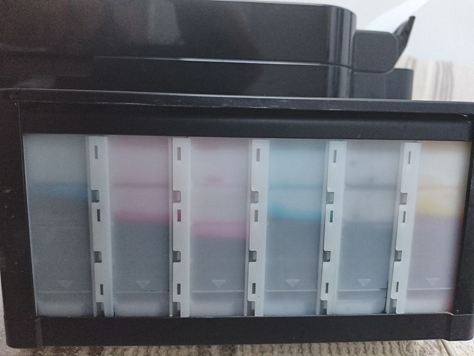 Epson L850 – imprimantă foto multifuncțională cu sistem CISS, 6 culori