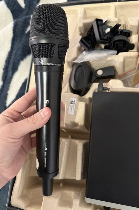 Microfon profesional NOU