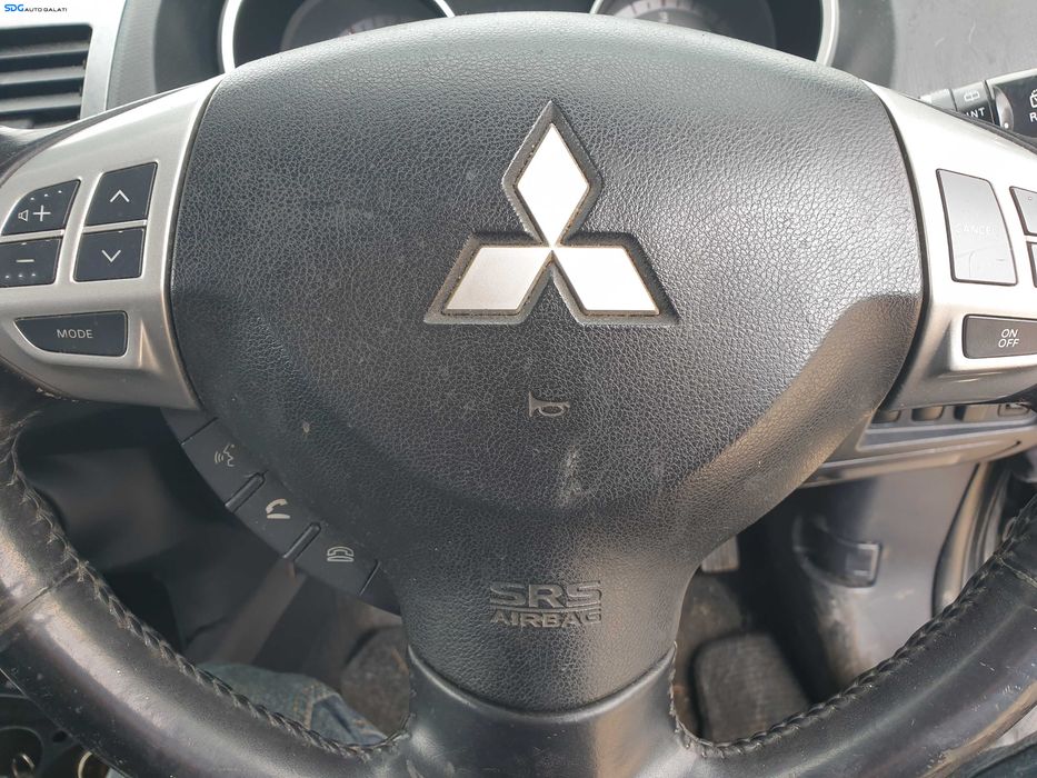 Airbag de pe Volan 3 Spite cu Comenzi Mitsubishi Outlander 2 NFL Non Facelift 2005 - 2009 [K5154]