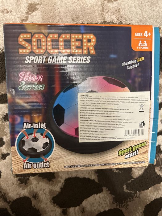 Minge de fotbal cu jet de aer si lumini