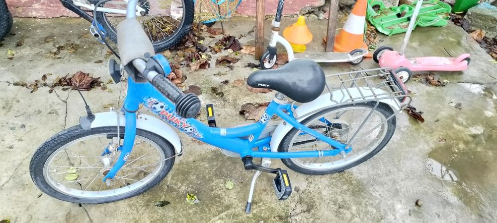 Vând biciclete second cu mici probleme