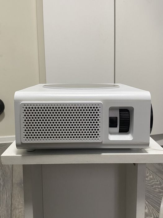 TouYinger Q10 Basic Full HD Projector