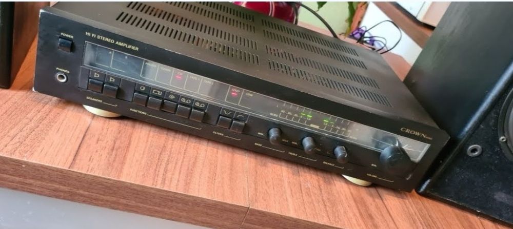 Statie amplificare audio Crown WS-440 cu 2 boxe solide