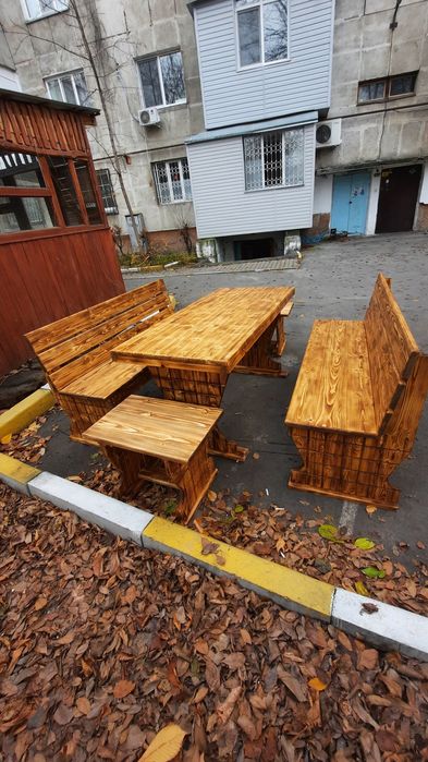 Комплекты столов со скамейками