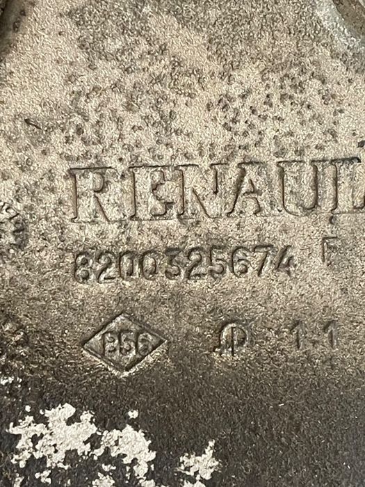 Suport Accesorii Dacia Logan 2016 1.2I D4F-F7 8200325674