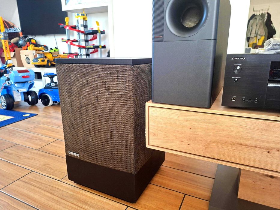 Bose 501 + 301 + Bose Acoustimass 5 + Onkyo HT-R494 Dolby Atmos