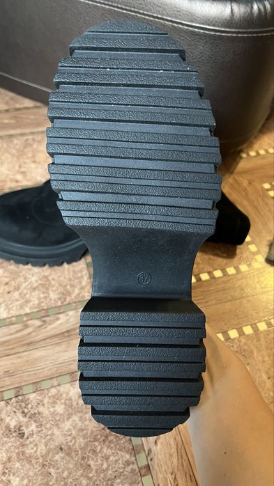 Новые ботфорты замшевые