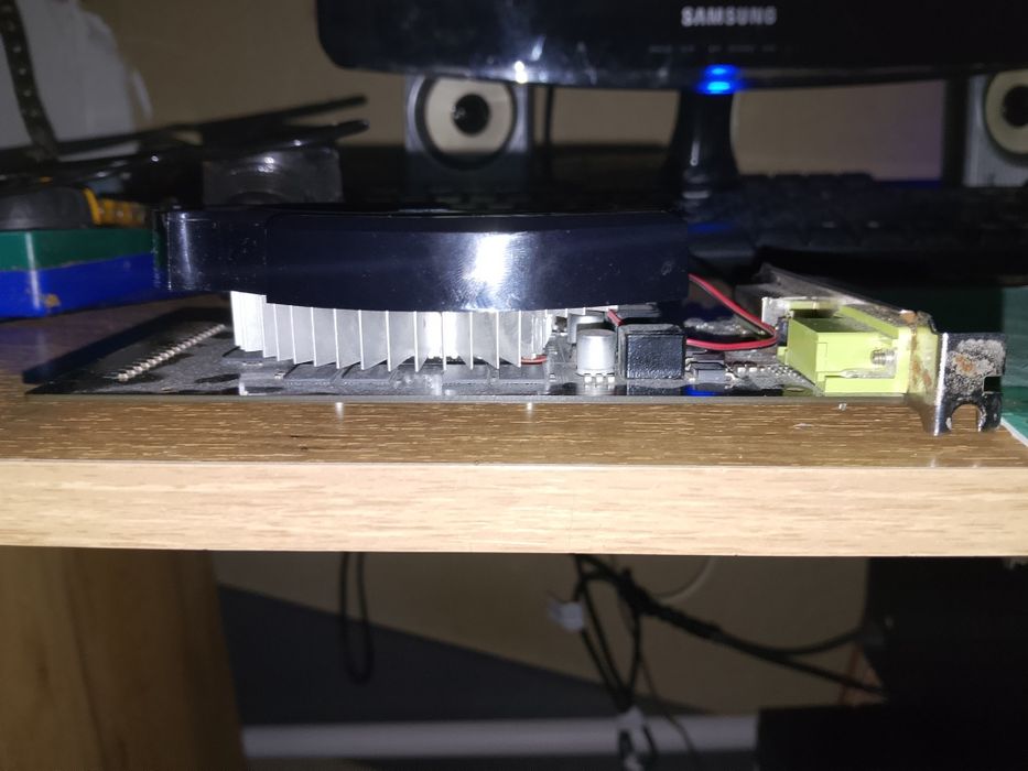 Видеокарта Gt440 2gb
