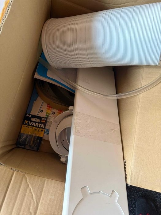 Aparat de aer conditionat mobil Star-Light 11600 BTU si incalzire