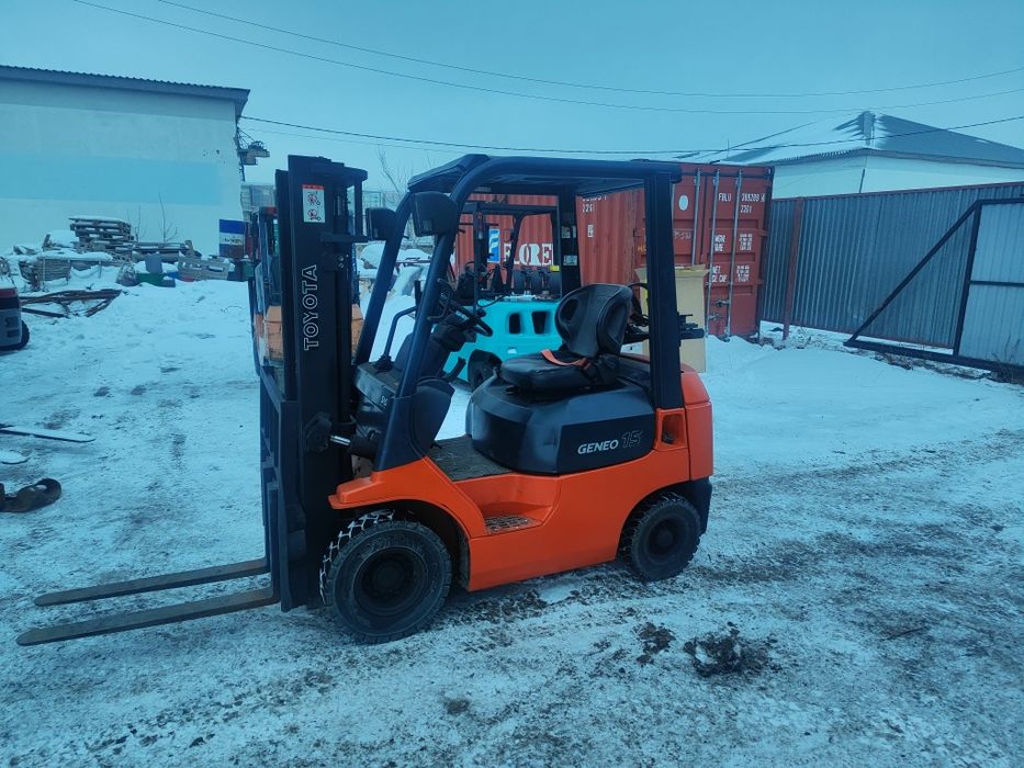 Продам вилочный погрузчик. Кара