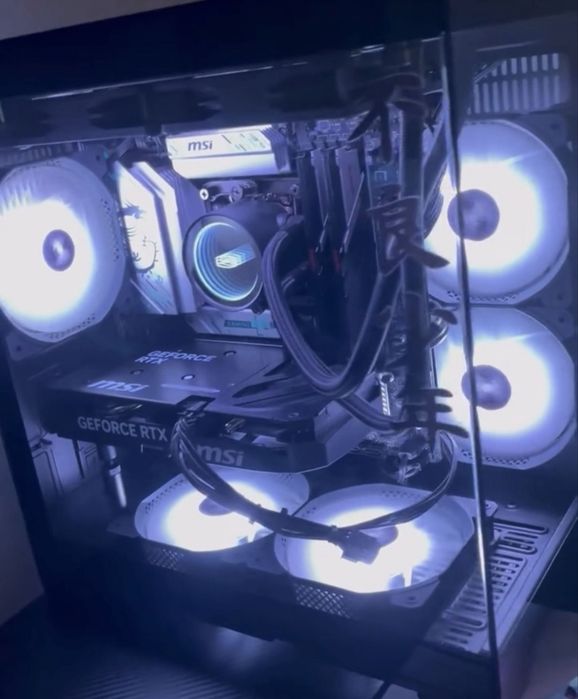 Vand PC de gaming