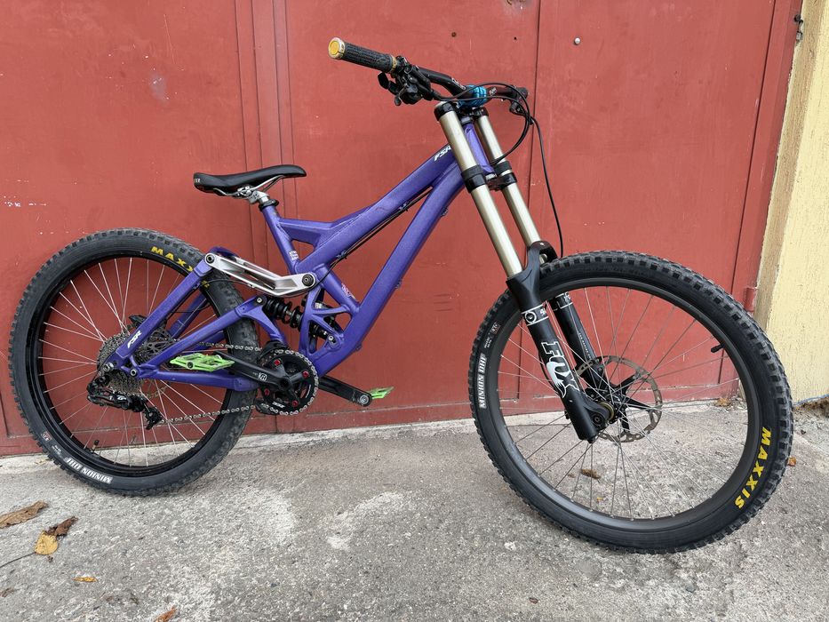Specialized Demo pe 26 Downhill/enduro