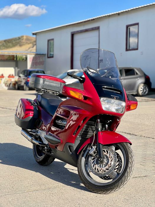 Honda ST 1100 Pan European 1991, cutii originale + topcase, cardan