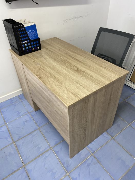 Продается Стол для офиса