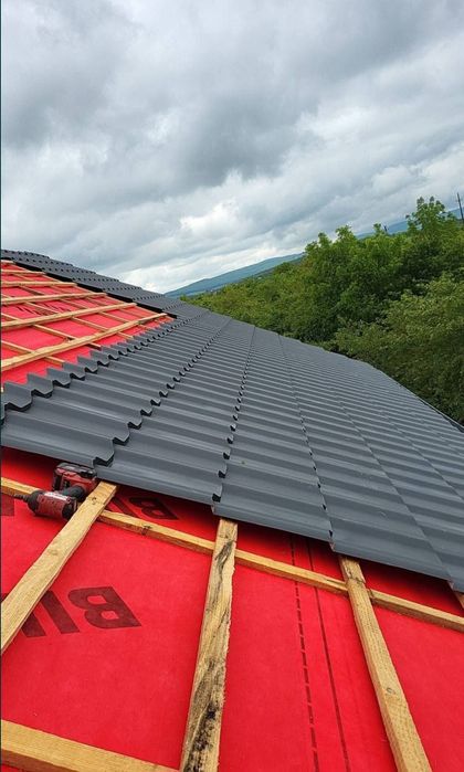 Executam Acoperisuri Mansardari dulgheri Reparatii Acoperisuri i