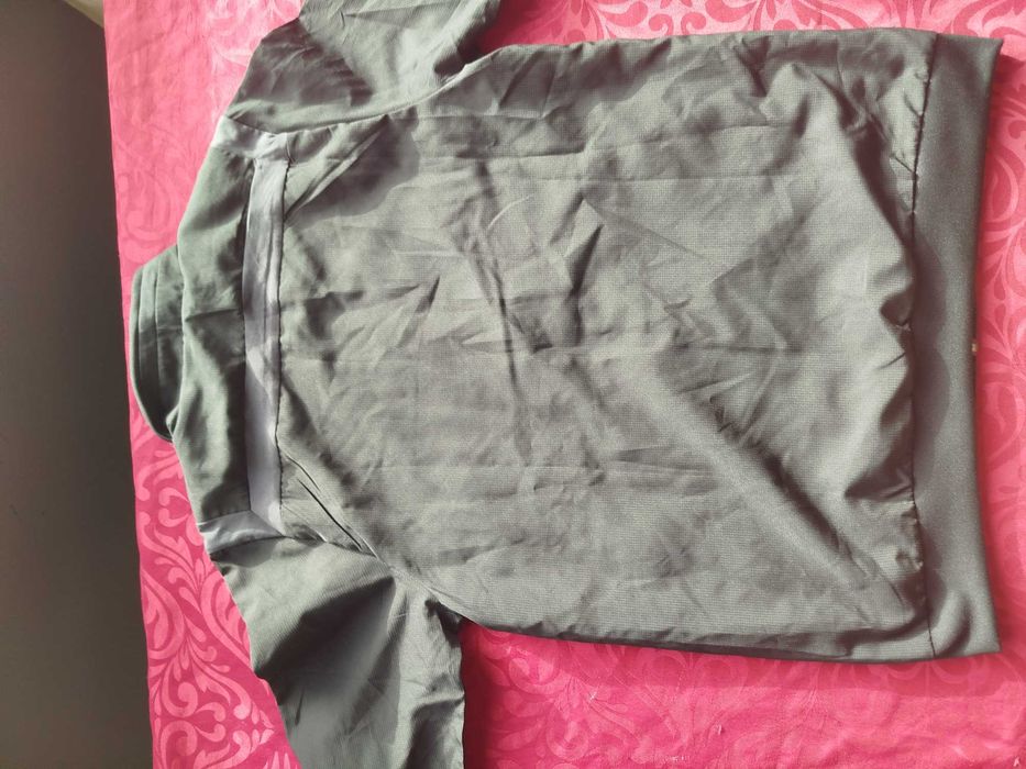 Тренировъчно яке на Реал Мадрид сезон 2019/2020