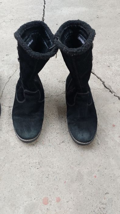 Продам туфли сапоги.