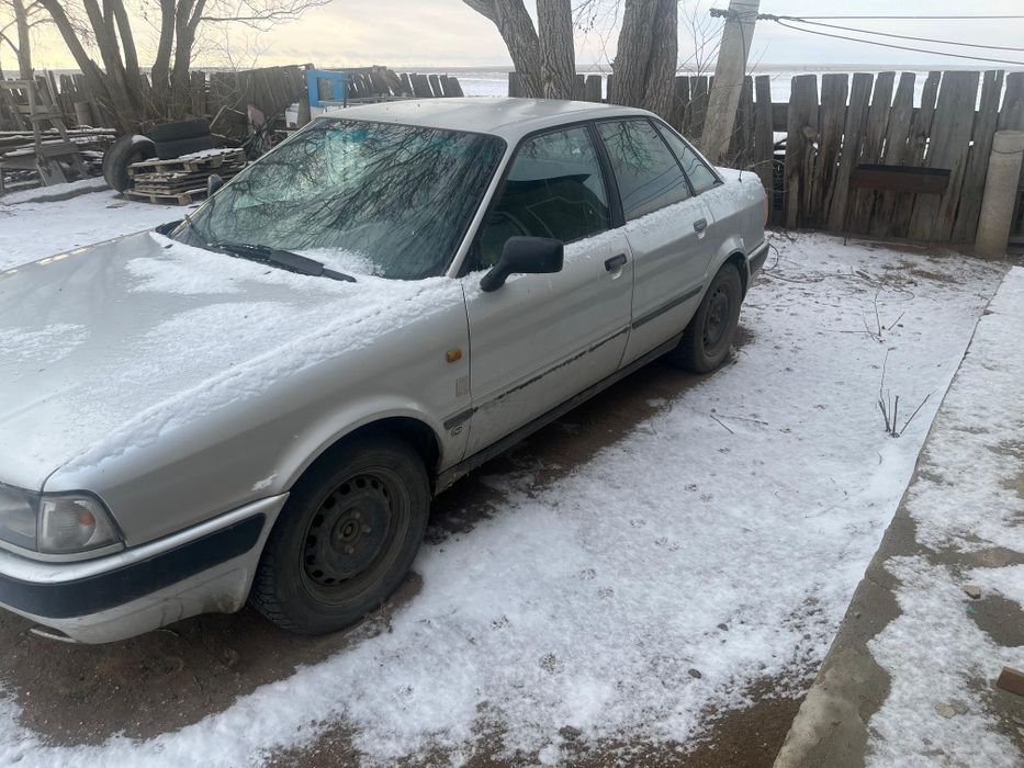 Продам Ауди б3 срочно