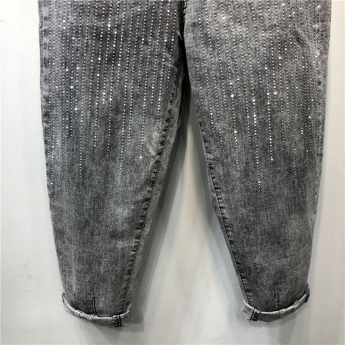 Продам джинсы новые