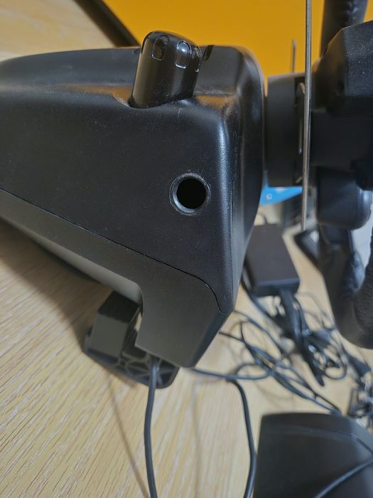 Продавам Logitech G29 + скоростен лост/shifter