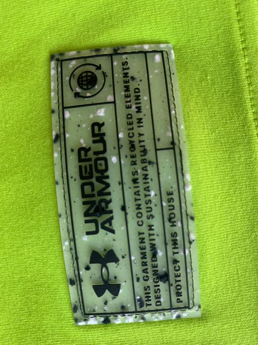 Under Armour • USA