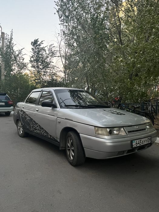 Продам ваз 2110