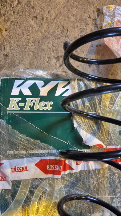 Продам пружины на субару