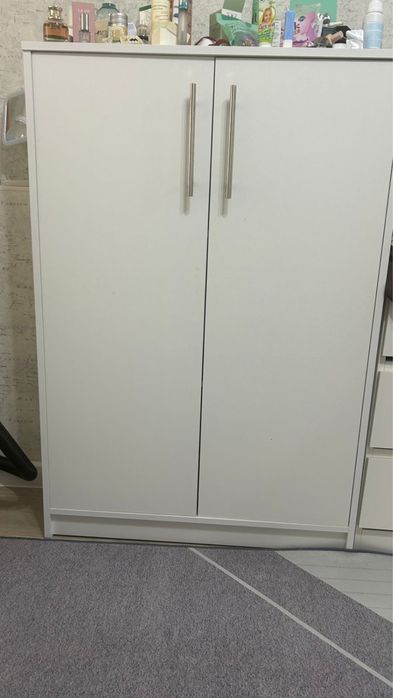 Продается шкаф стеллаж