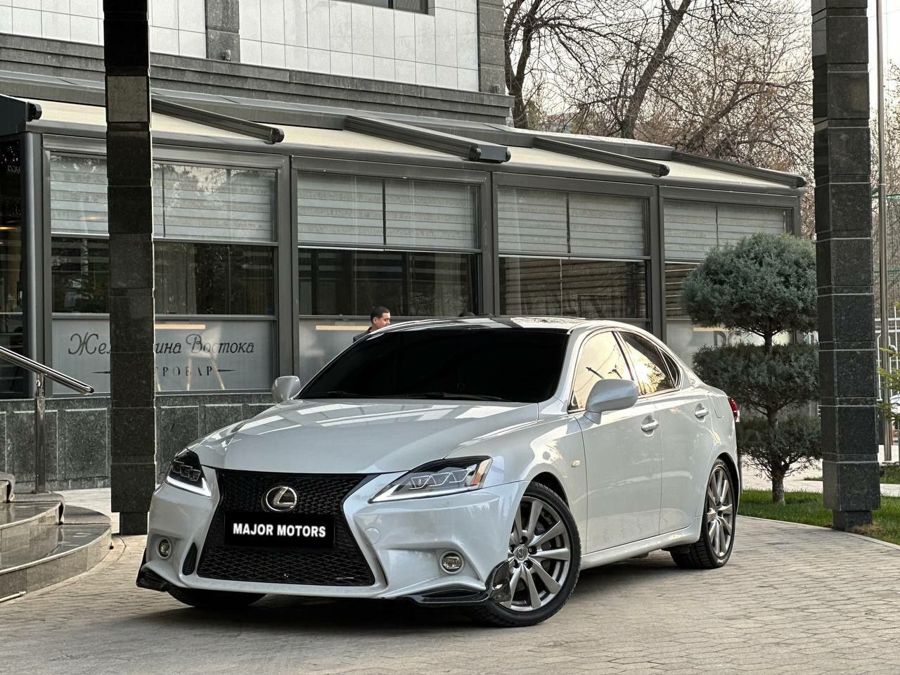 lexus is - Легковые автомобили - OLX.uz