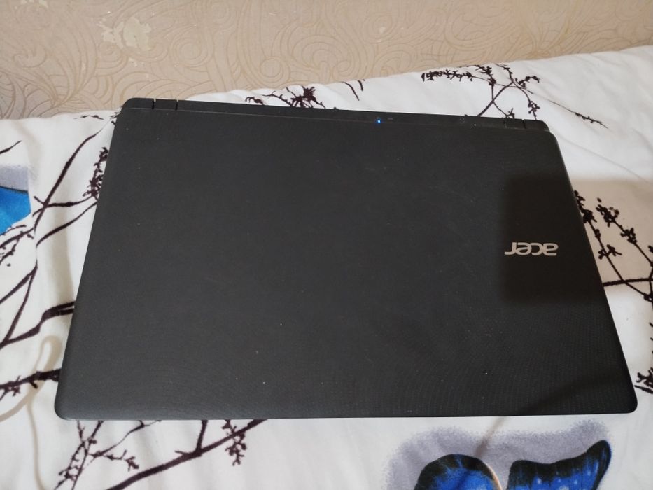 Ноутбук - Aser Aspire ES1-433
