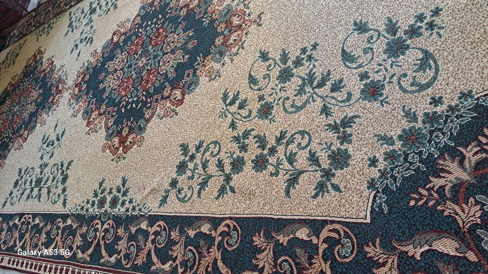 gilam sotiladi madonna 3ga 7. metr