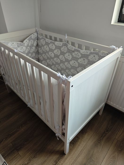 Pătuț copil lemn Ikea + saltea cocos + laterale