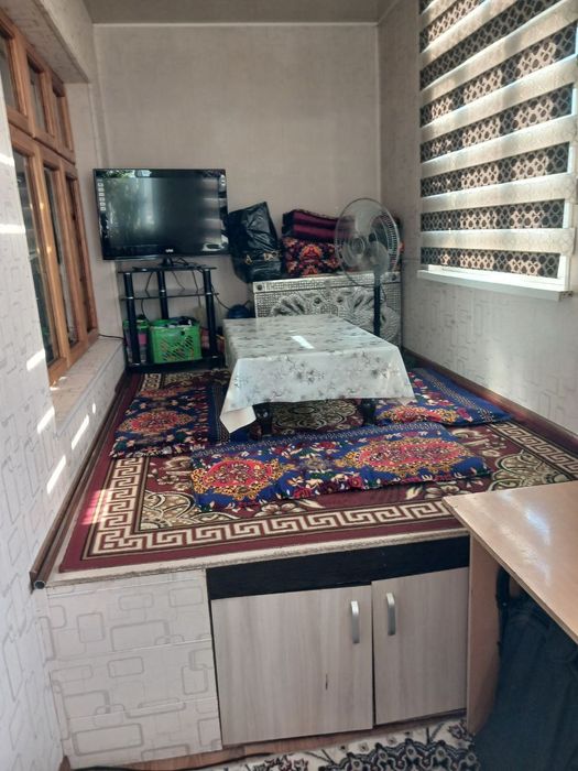 Uy sotiladi. 2/3/4. 60 m². Olmazor tumani. Qora-Qamish 2/4.